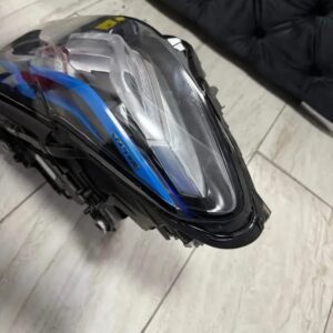 BMW g30 passenger side lci headlight